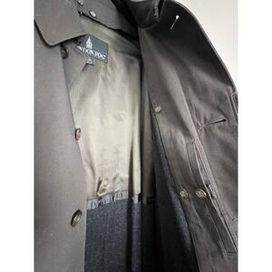 London Fog Men's lined Long Trench Coat Classic Button Front Outerwear Size 42‎